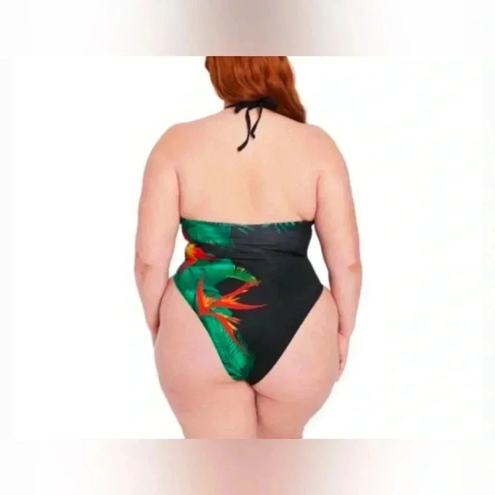 NWT Brand New Fredericks of Hollywood Women’s Cabarita Jungle Print One Piece